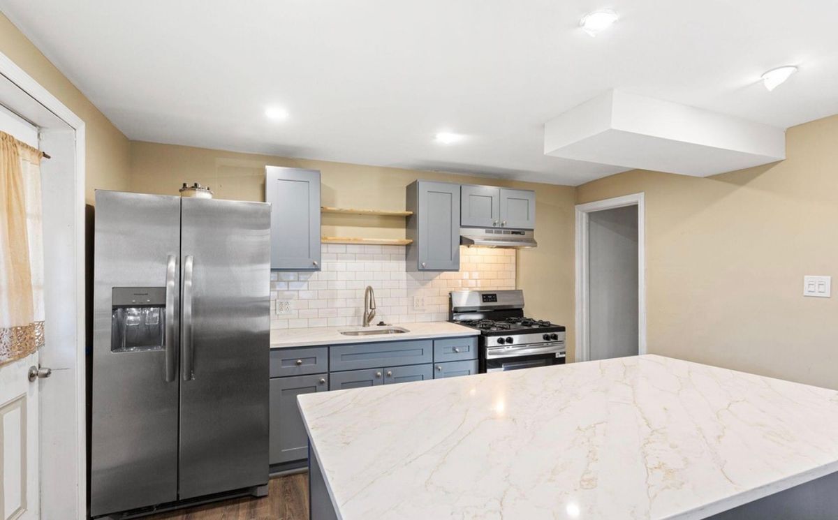 Building Photo - 112 Juliana Terrace