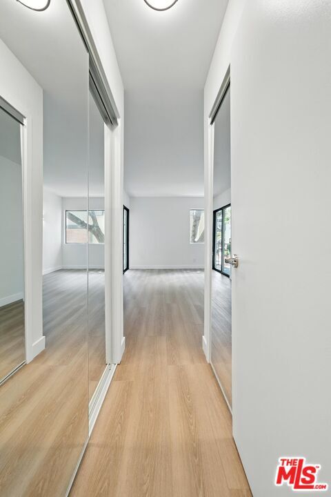 Building Photo - 305 San Vicente Blvd
