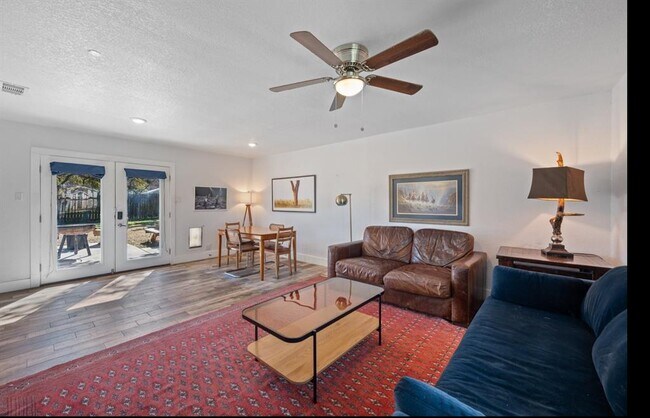 Building Photo - 712 Ruby Isle Dr