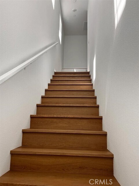 Building Photo - 2557 E Lincoln Paseo