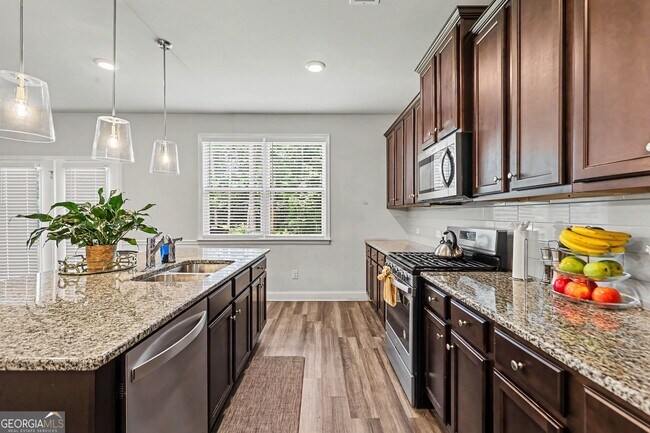 Building Photo - 170 Glen Abbey Cir
