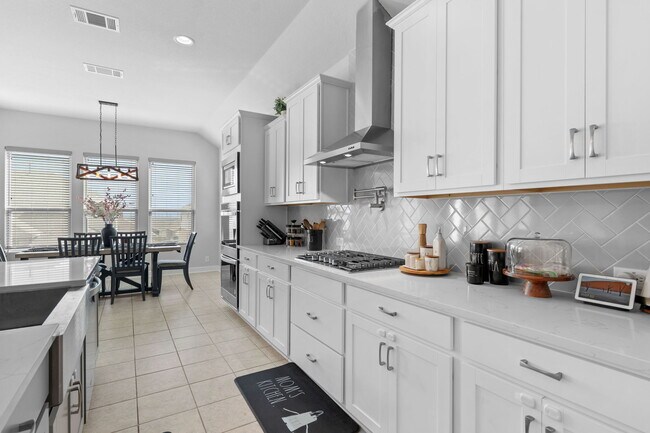 Building Photo - 1606 Brass Canyon