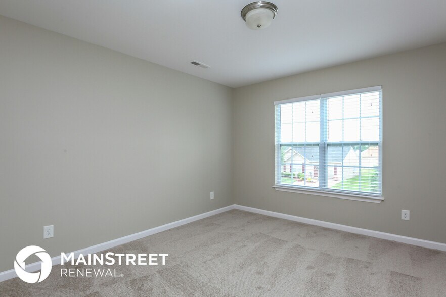 Building Photo - 795 Bitting Hall Cir