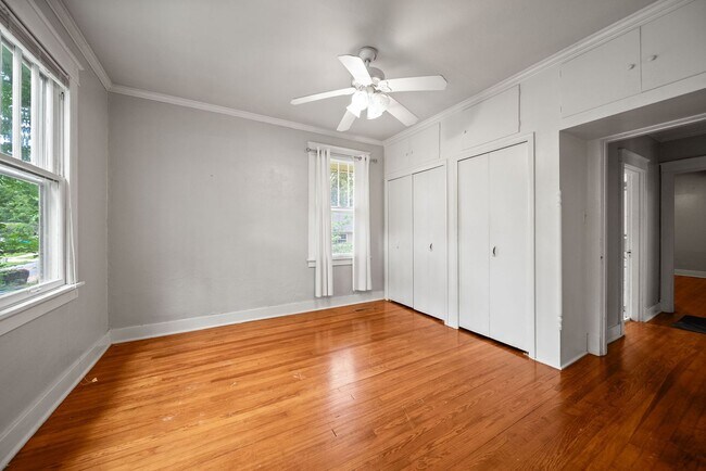 Building Photo - 5110 Lee Ave