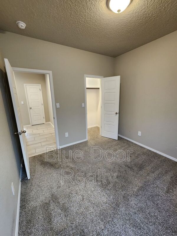 Building Photo - 10637 Aspiration Ln SW