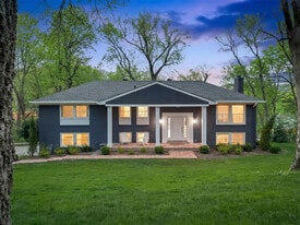 Building Photo - 5102 Beauregard Ln