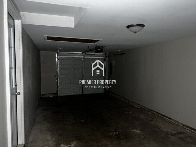 Building Photo - 3304 Deerfield Rd NW - Available Now!