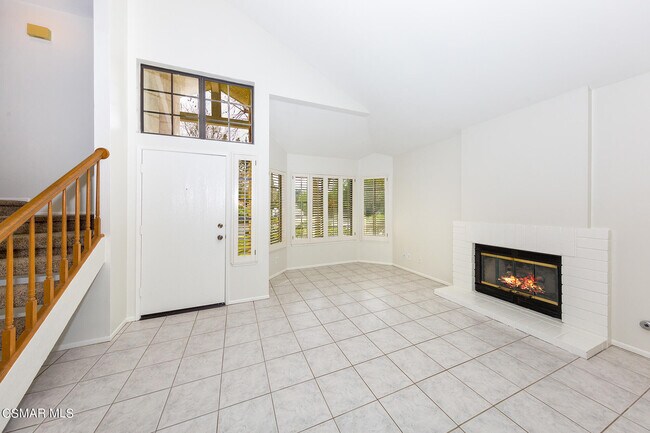 Building Photo - 6801 Pala Mesa Dr