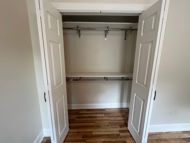 Building Photo - 350 Melwood Ave