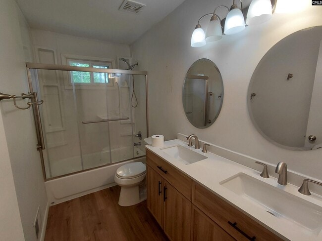 Building Photo - 224 Hickory Ridge Dr