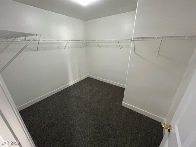 Building Photo - 554 Twilight Blue Ave