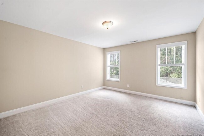 Building Photo - 204 Executive Dr