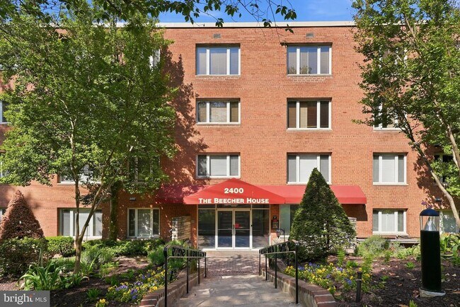 Building Photo - 2400 41st St NW