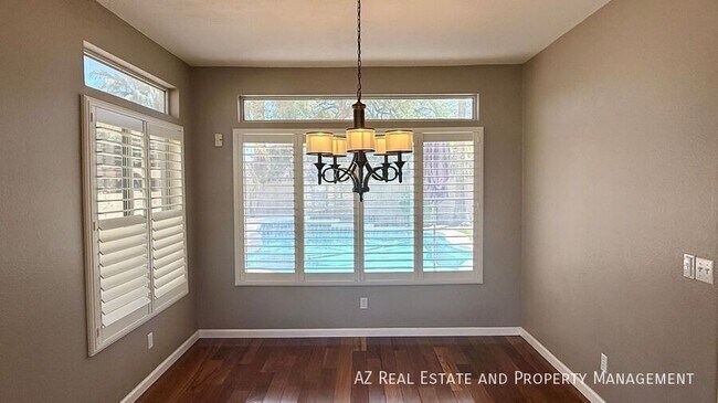 Building Photo - 1655 E Saltsage Dr