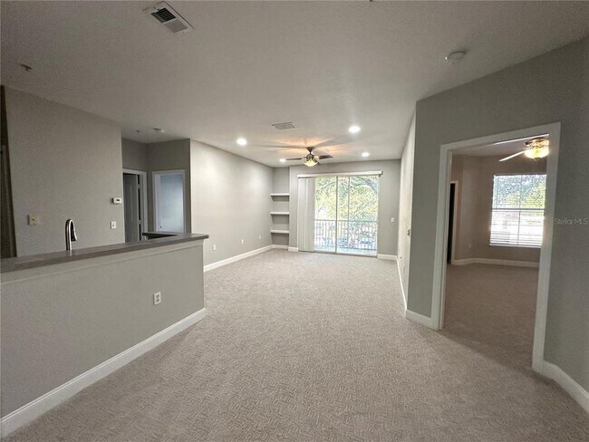 Building Photo - 1150 Lake Shadow Cir