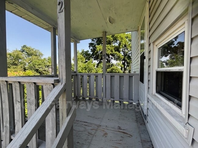 Building Photo - 1109 Glass St