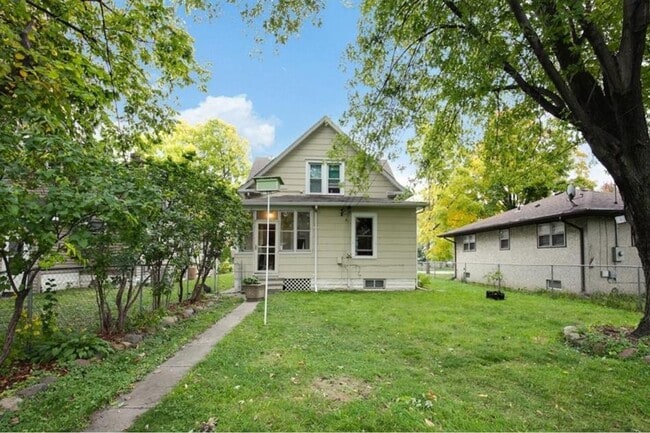 Building Photo - Charming 4 Bedroom/1.5 Bath Home for Rent