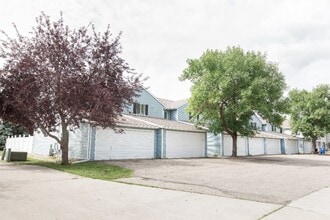 Building Photo - 3193 17th St S