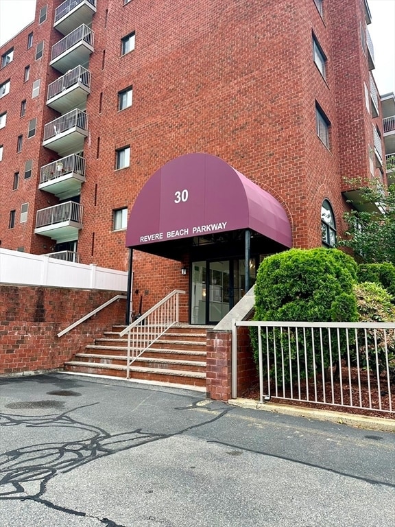 Primary Photo - 30 Revere Beach Pkwy