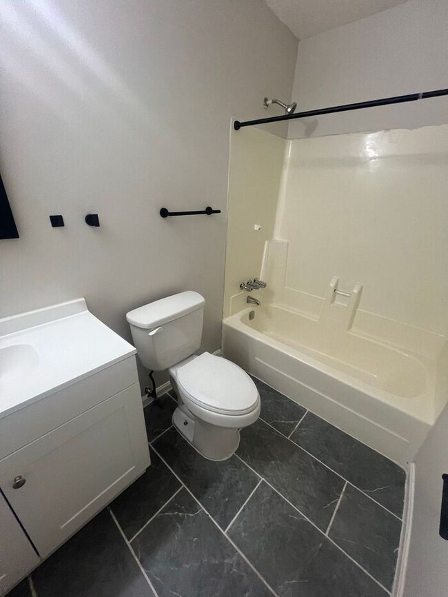 Building Photo - !!!WARNING: AVOID SCAMS CONFIRM RENTAL AT ...