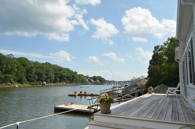 Building Photo - Annisquam Rental on the Water: Chester Square