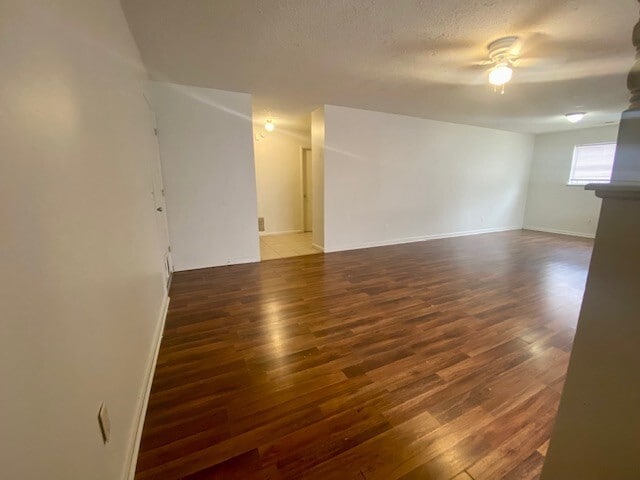 Building Photo - 1702 Kimbrough St