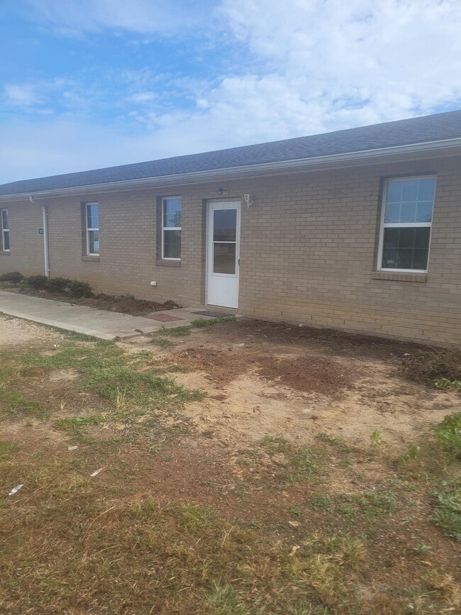 Building Photo - 1145 Bethlehem Church Rd