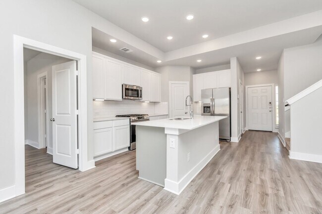 Building Photo - Welcome to the Cypress — Smart Style, Contemporary Comfort.