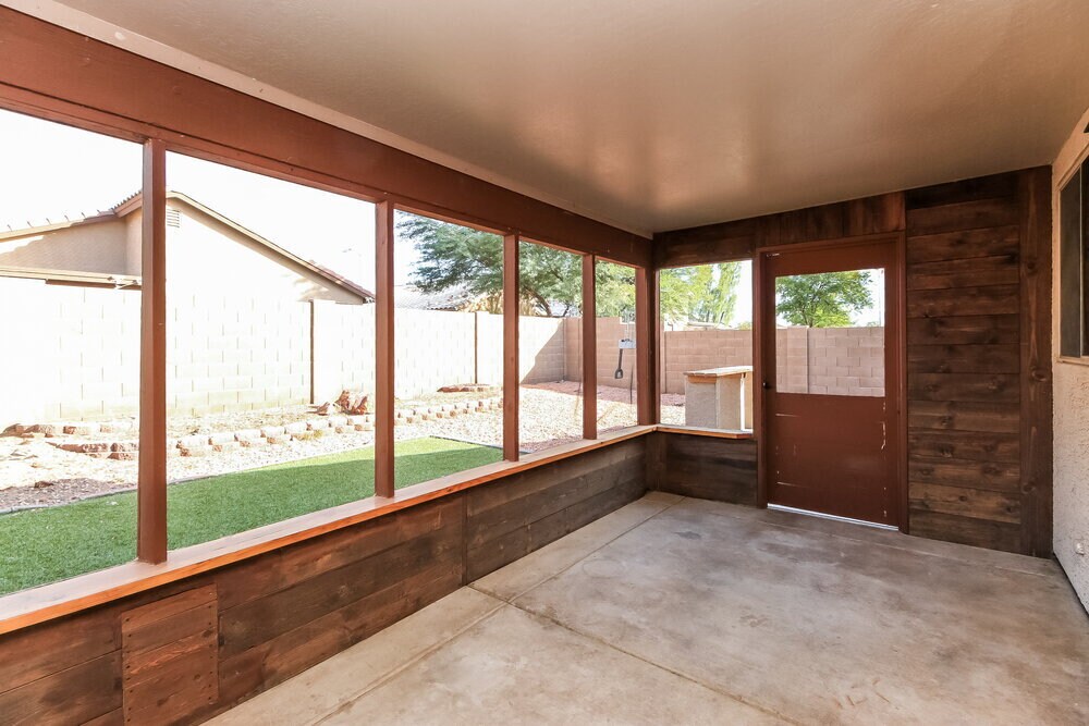 Building Photo - 10940 E Diamond Ave