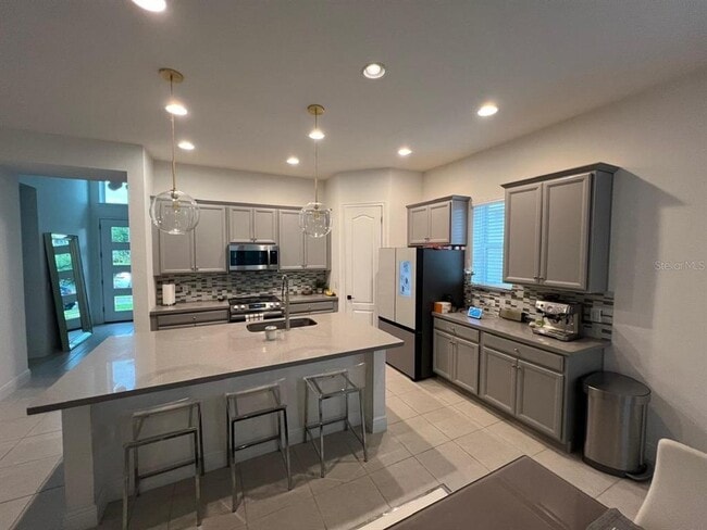 Building Photo - 8250 Nemours Pkwy