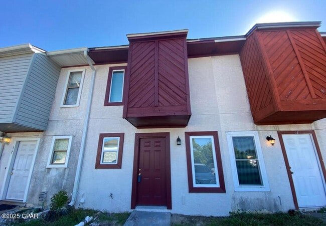 Primary Photo - 4455 W 19th St