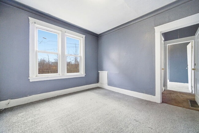 Building Photo - 3691 E 116th St