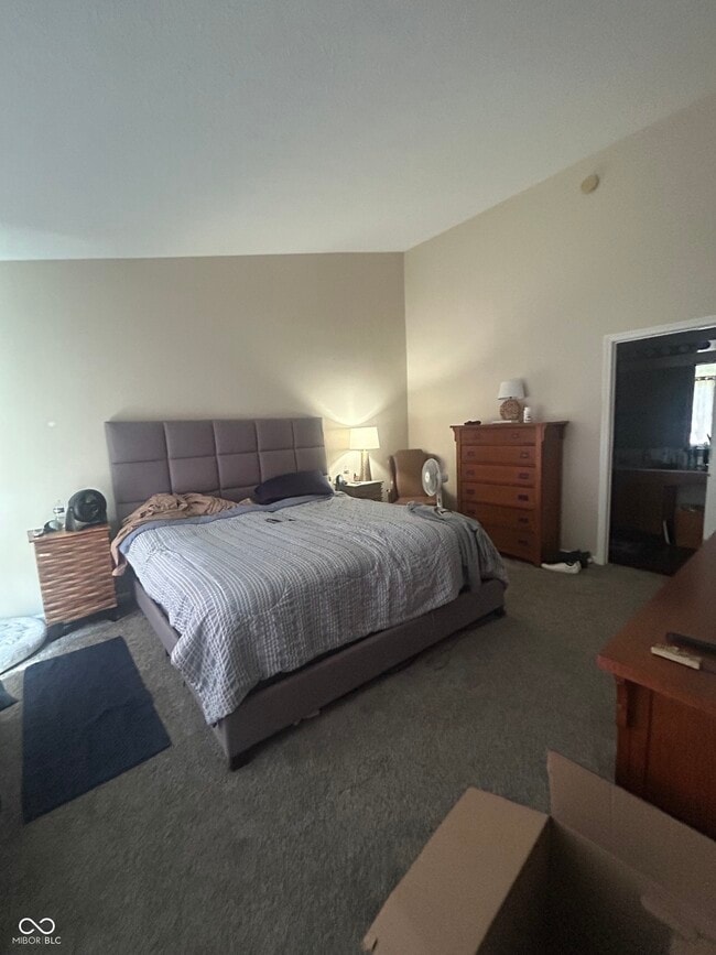 Building Photo - 720 Bluff Creek Dr