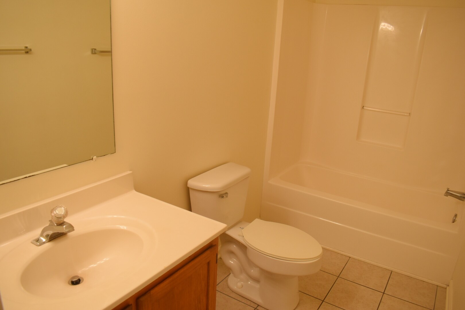 Building Photo - 2500 Hawes Ct