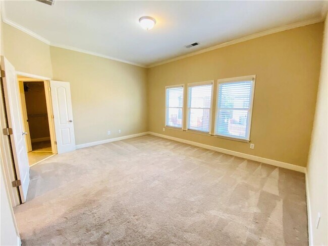 Building Photo - 836 Red Hart Ln