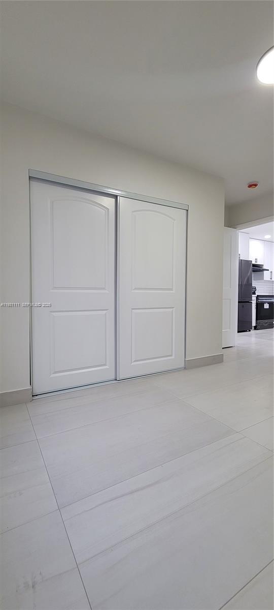 Building Photo - 800 Jann Ave