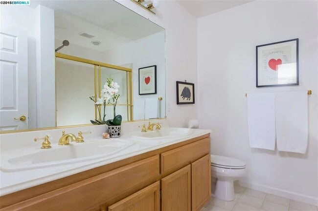 Building Photo - 20400 Summercrest Dr