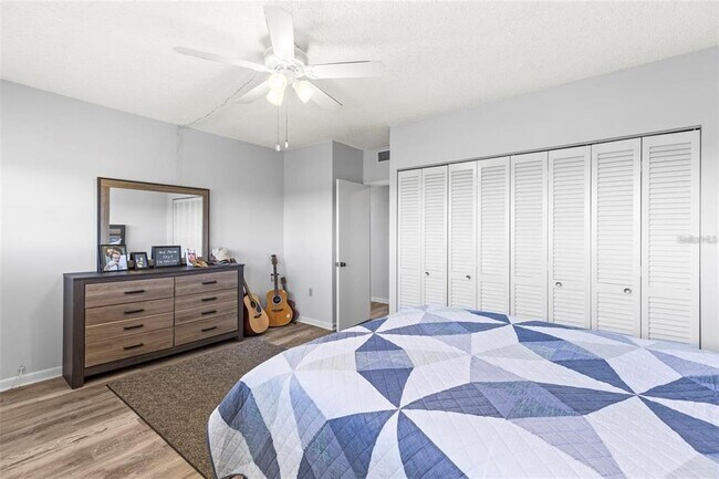 Building Photo - 30 Turner St