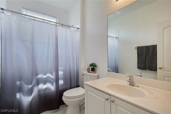 Building Photo - 9130 Spring Mountain Way