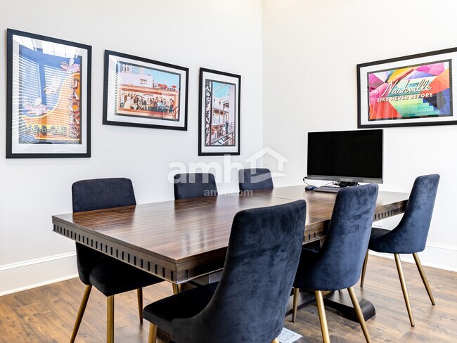 Building Photo - 5317 Tupelo St