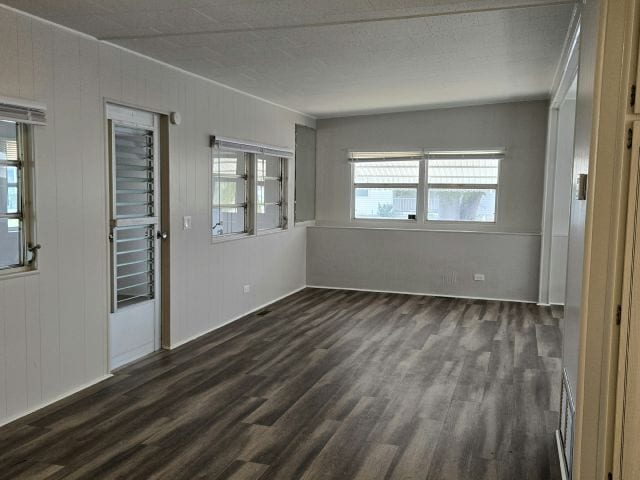 Building Photo - 5027 4th St W