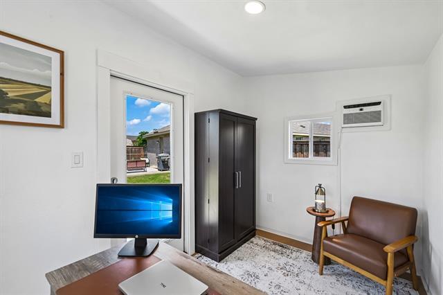 Building Photo - 400 Ventura Blvd