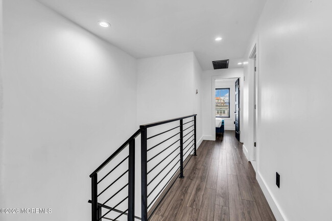 Building Photo - 1509 Park Ave