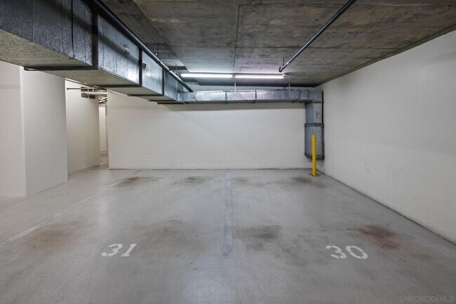 Building Photo - 680 Kettner Blvd