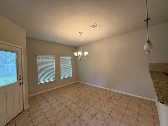 Building Photo - 105 Camelot Pl Ct