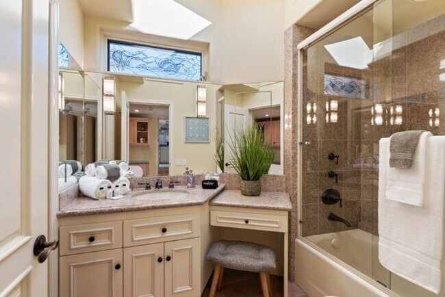 Building Photo - Stunning, Luxury La Jolla Shores Location with Panoramic Ocean Views!!