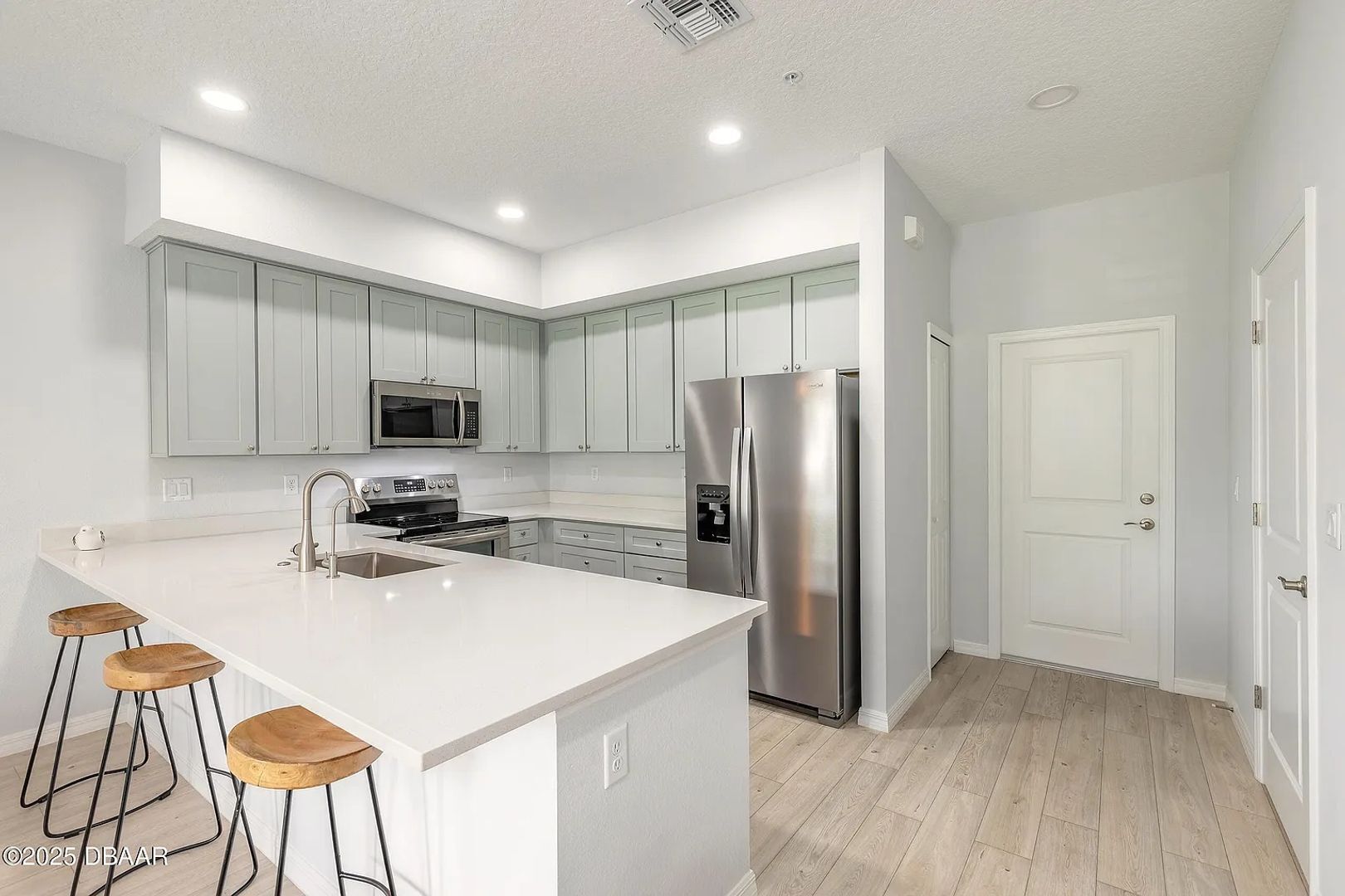 Building Photo - 143 W Fulton St