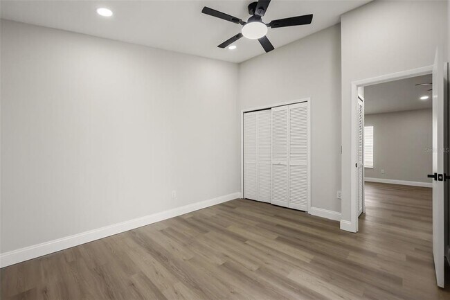 Building Photo - 106 Lamplighter Dr