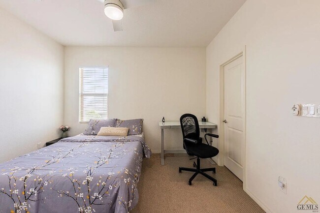 Building Photo - Wonderful Belcourt Community!!!