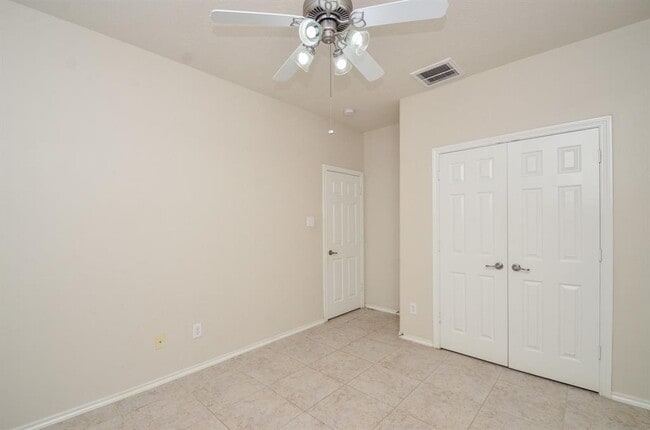 Building Photo - 12214 Iris Hollow Way